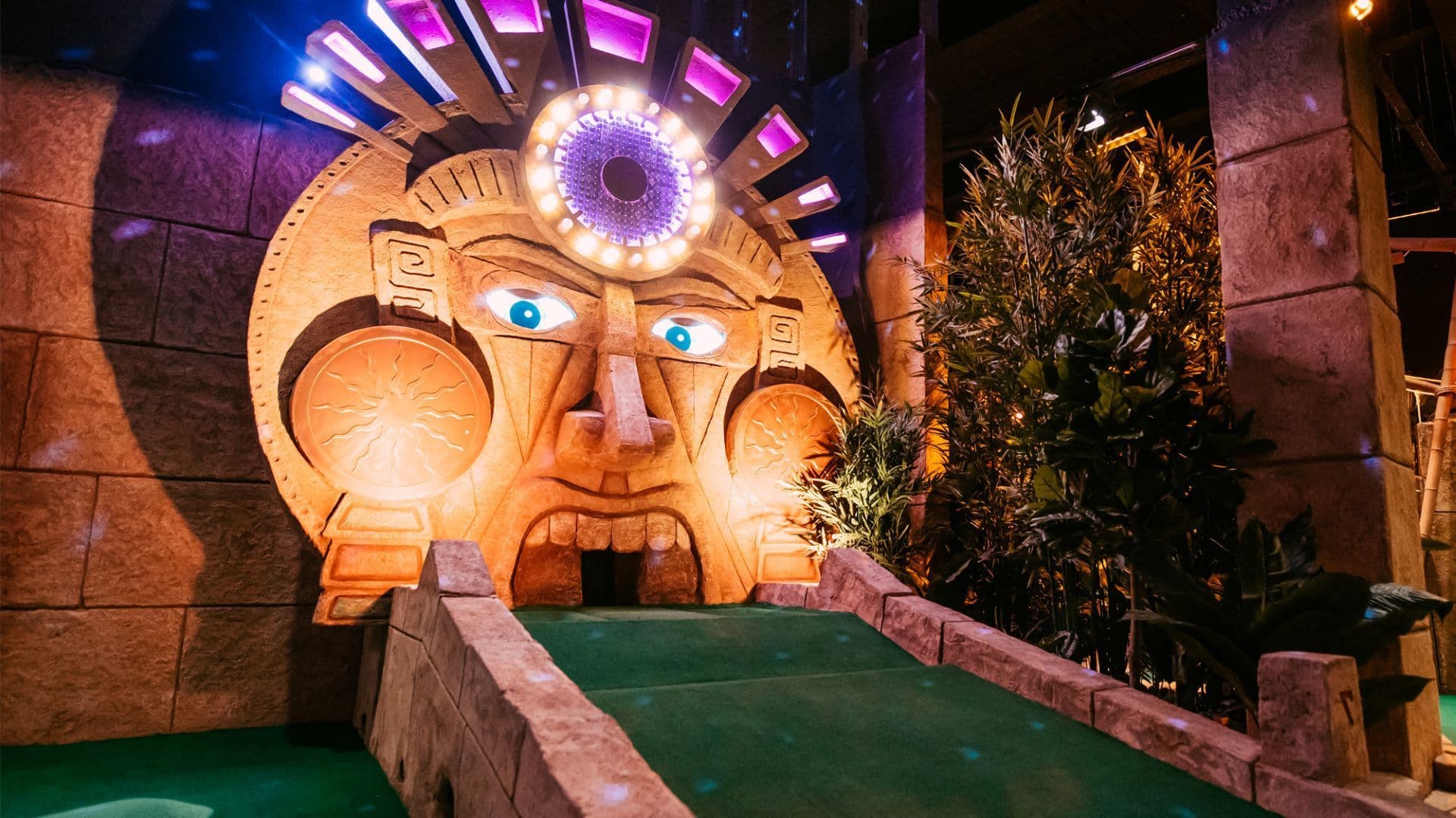 Ancient Explore Sacred Mask At Treetop Golf